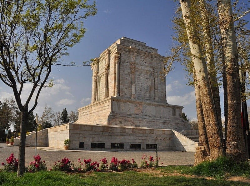 سفر به مشهد