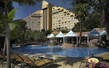 CASCADES Hotel Sun City